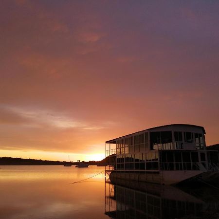 Karoo Queen Houseboat Gariep Dam Εξωτερικό φωτογραφία