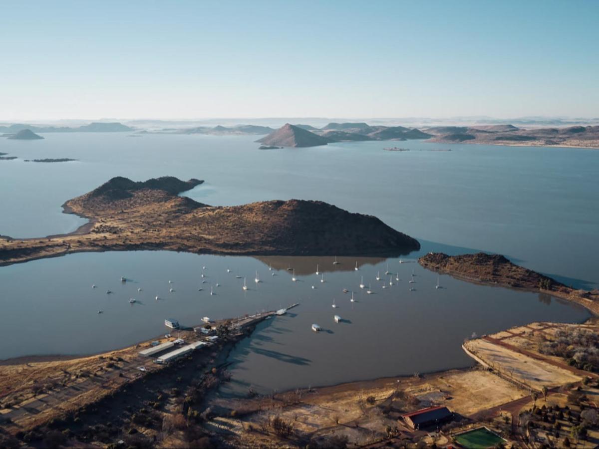 Karoo Queen Houseboat Gariep Dam Εξωτερικό φωτογραφία